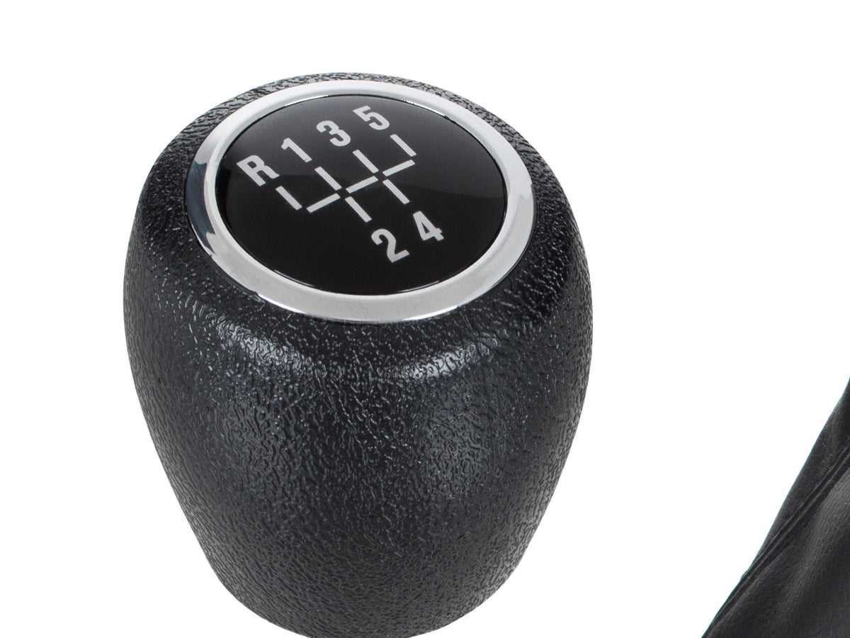 Chevrolet Cruze 2009- black gear knob + black gaiter with chrome frame 5 gears