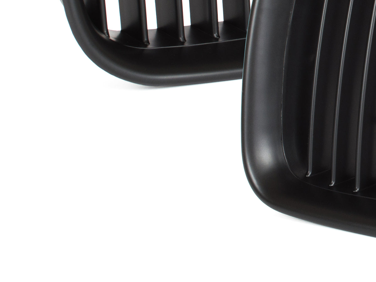 BMW 3 E36 90-96 kidney grilles between headlights (kidneys) left + right set. BLACK