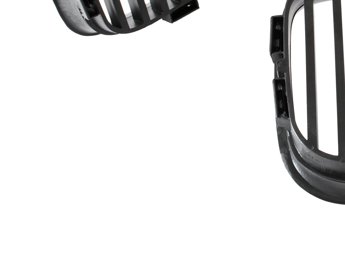 BMW 3 E36 90-96 kidney grilles between headlights (kidneys) left + right set. BLACK