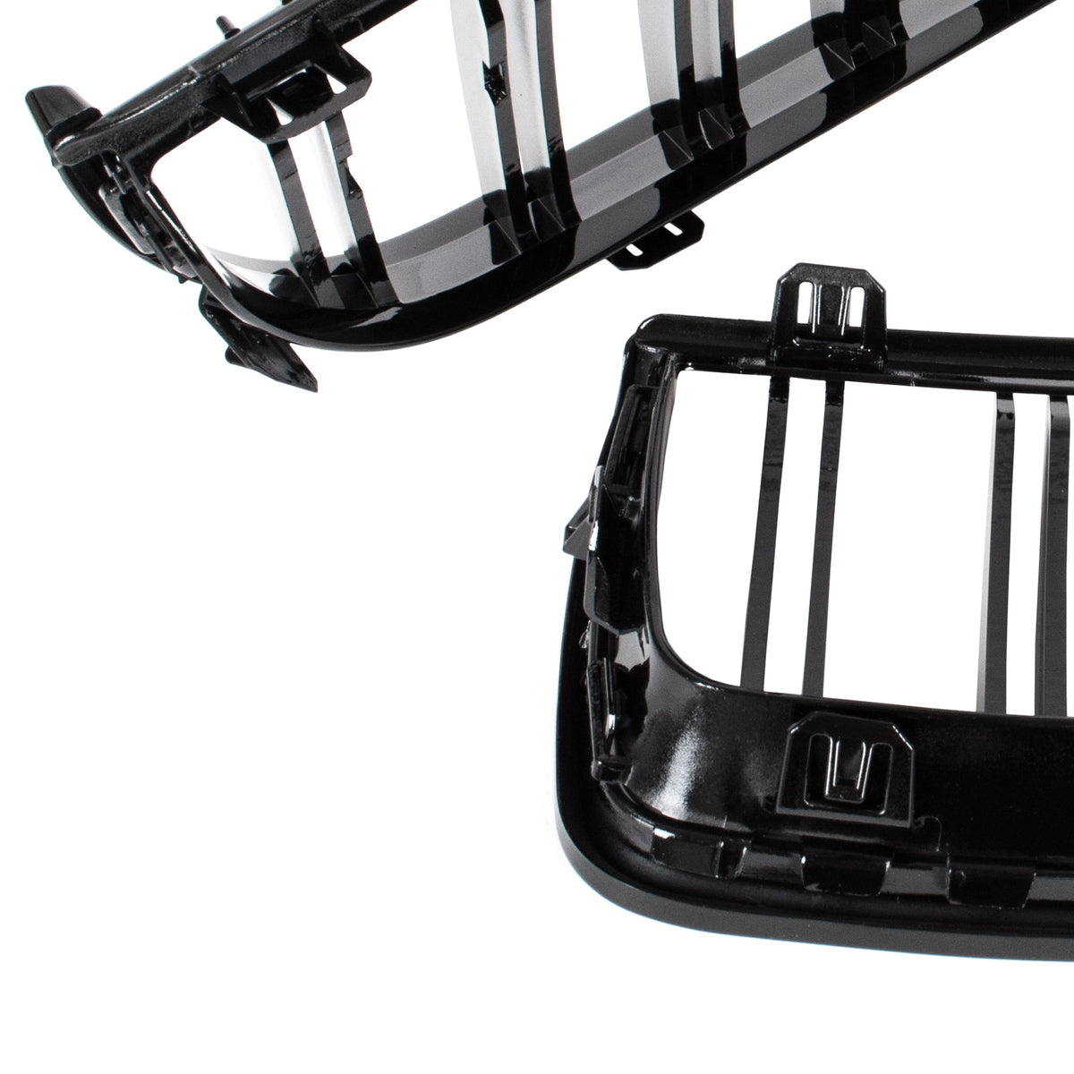 BMW 3 E90 / E91 04-09 SEDAN / KOMBI atrapy między reflektory (nerki) lewa + prawa kpl. BLACK GLOSSY DOUBLE BAR - II GATUNEK