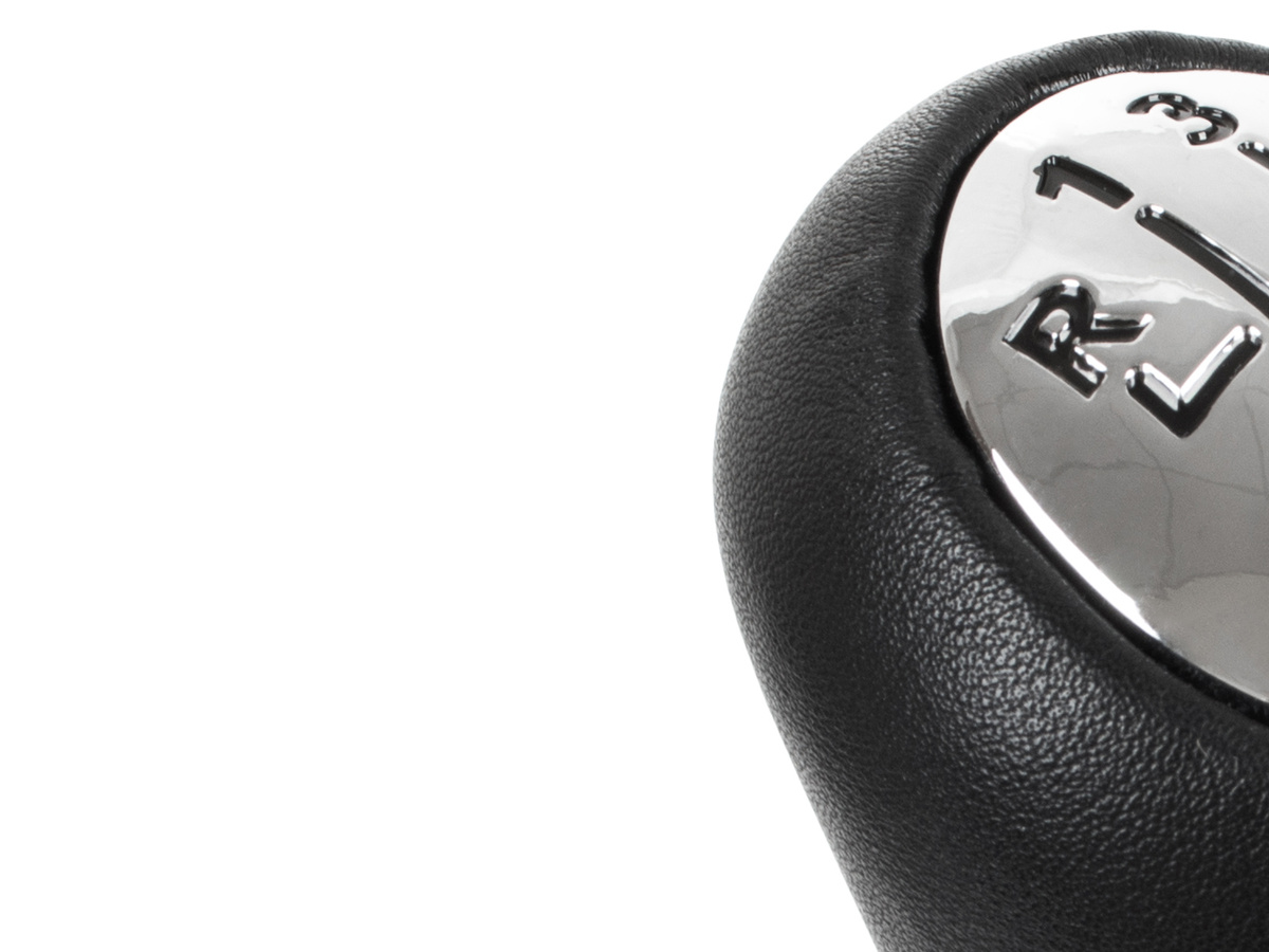 Dacia Logan I 2004- gałka zmiany biegów 6 BIEGÓW CZARNA SKÓRA + CHROM