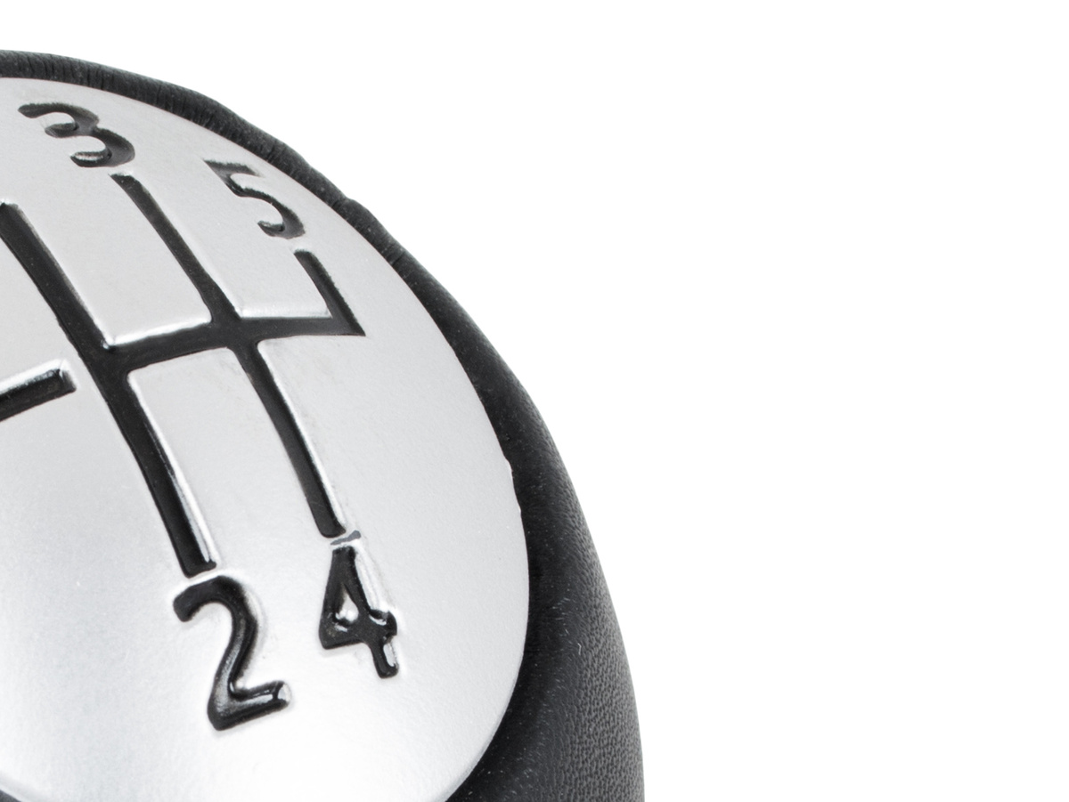 Opel Vivaro A B gałka zmiany biegów 5 BIEGÓW CZARNA SKÓRA + SILVER